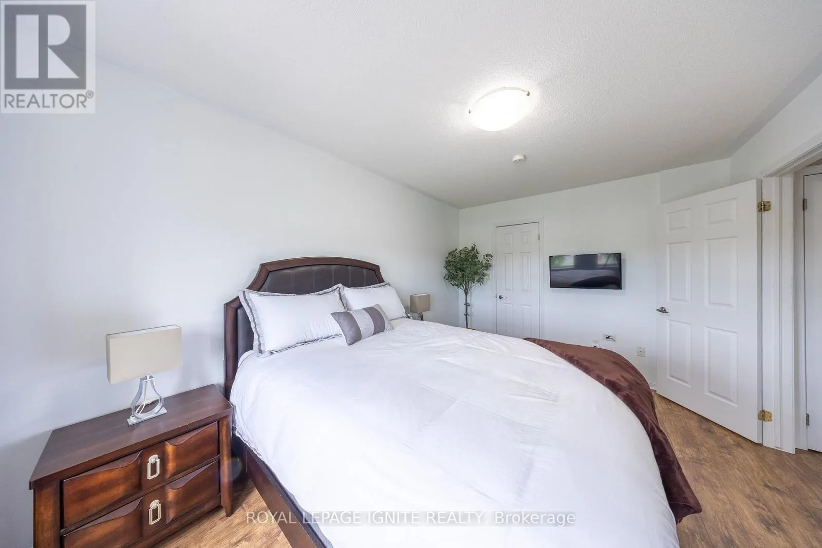 3123 STORNOWAY CIRCLE