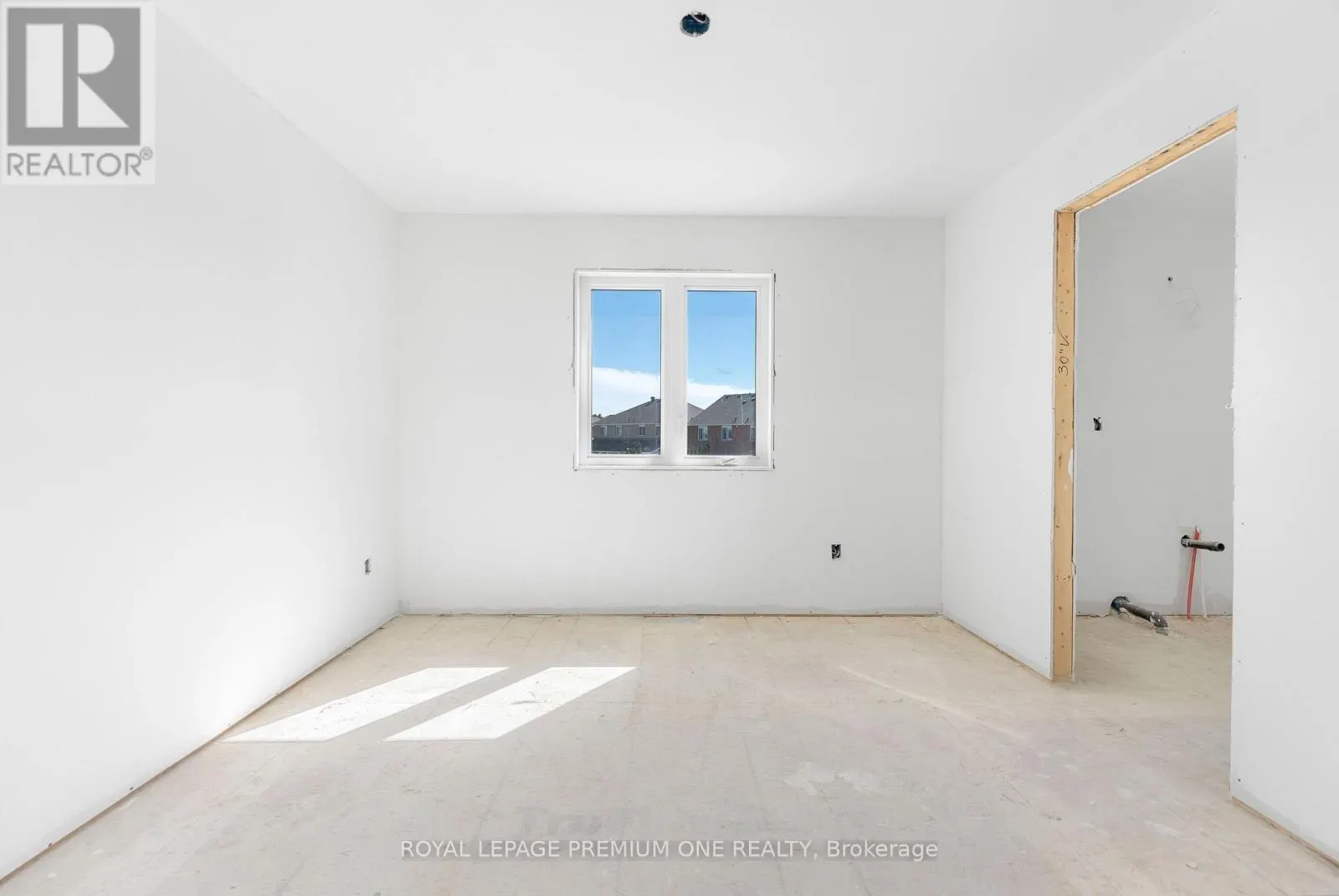 8 JACK KENNY COURT