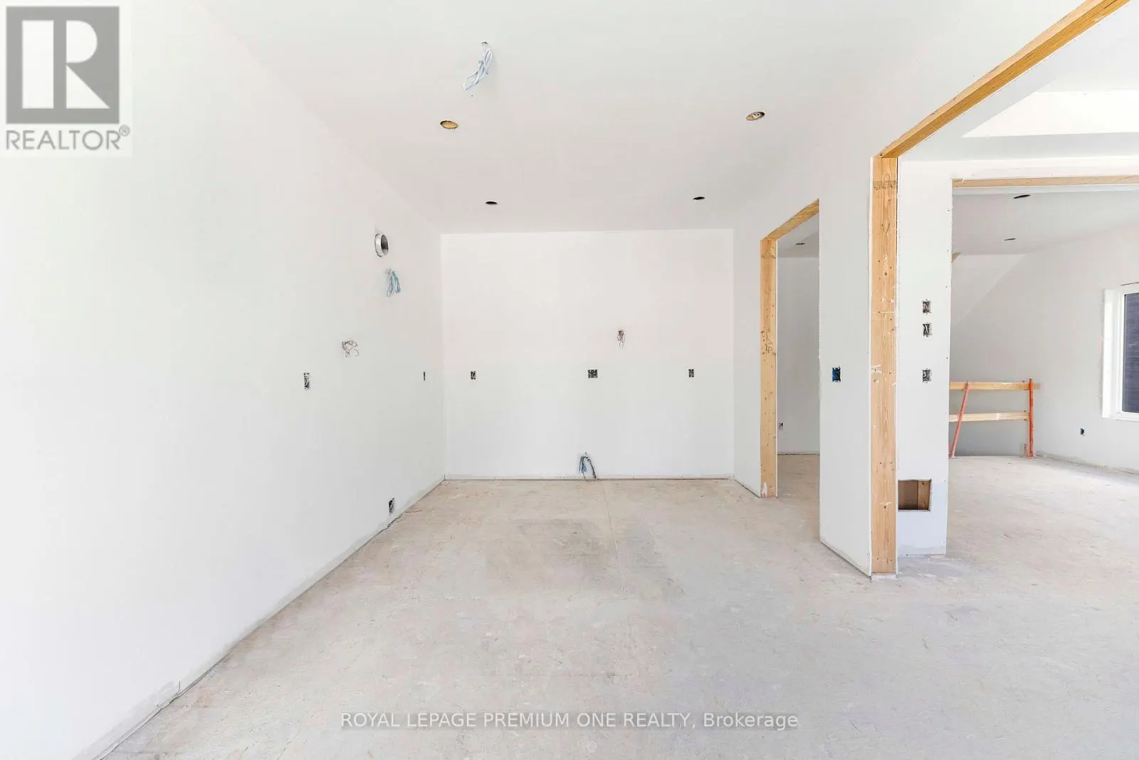 8 JACK KENNY COURT