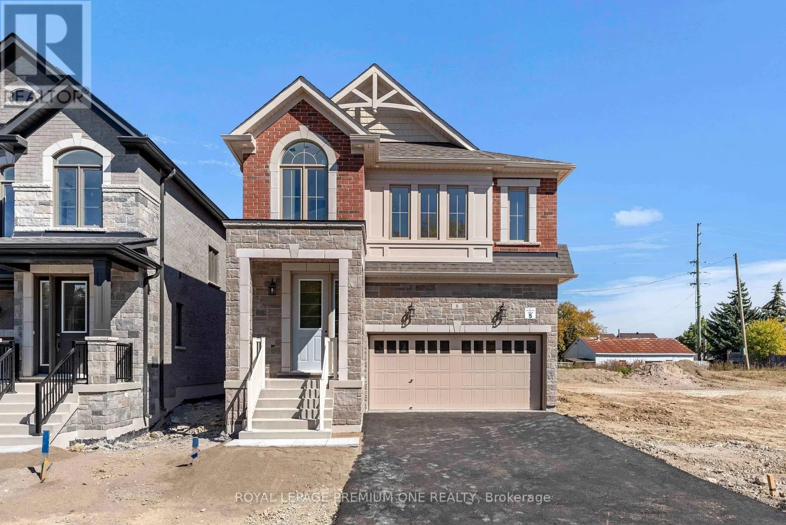 8 JACK KENNY COURT