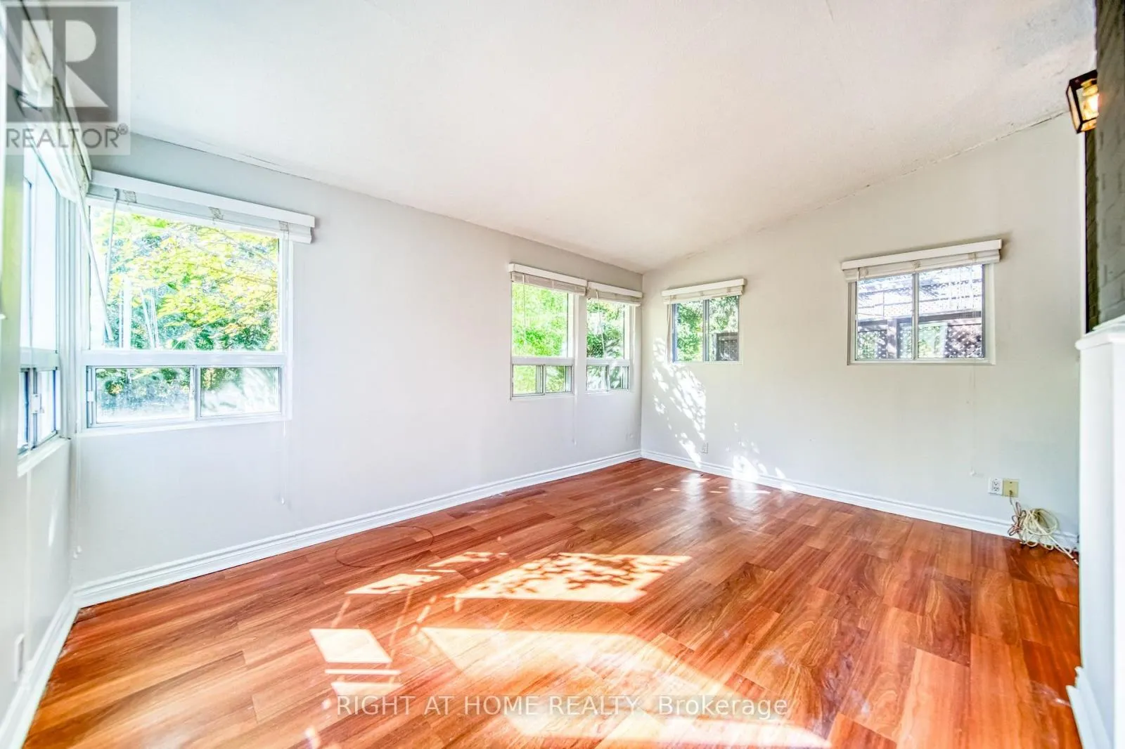 506 TRUDALE COURT