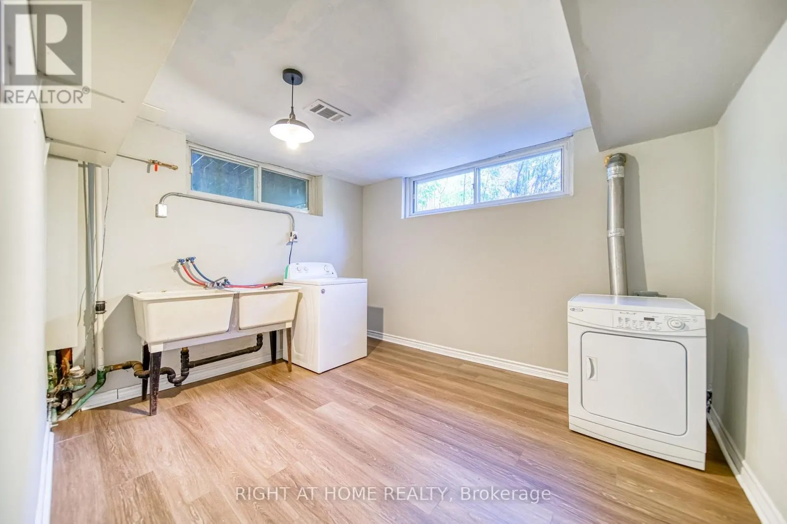 506 TRUDALE COURT