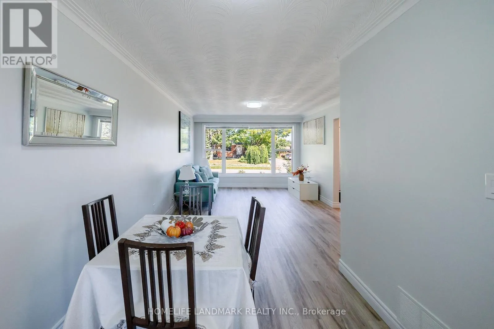 236 SOUTHVIEW ROAD