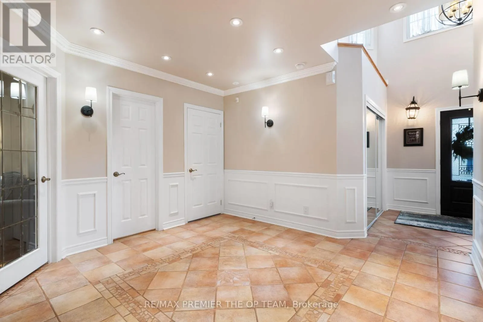 5 SOUTHBURY MANOR DRIVE