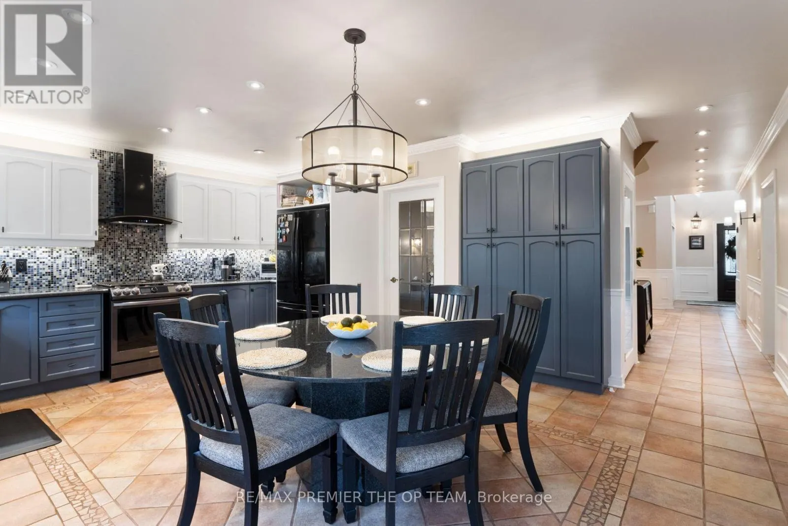 5 SOUTHBURY MANOR DRIVE