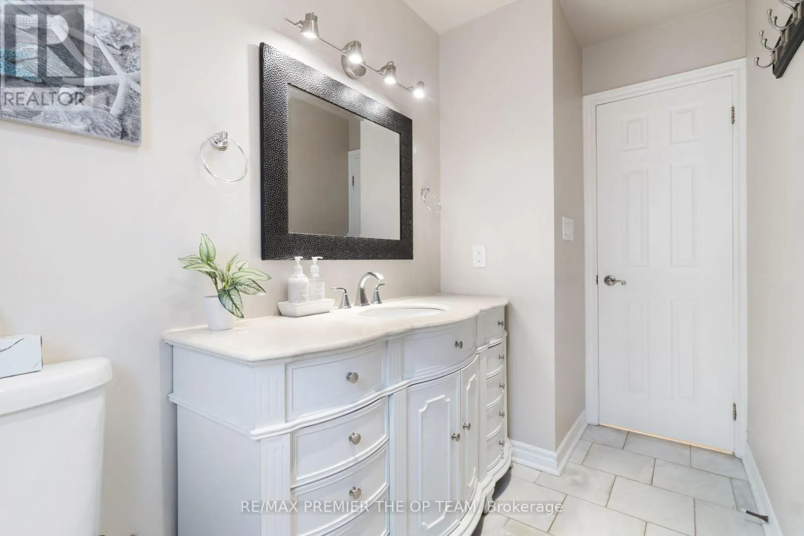 5 SOUTHBURY MANOR DRIVE