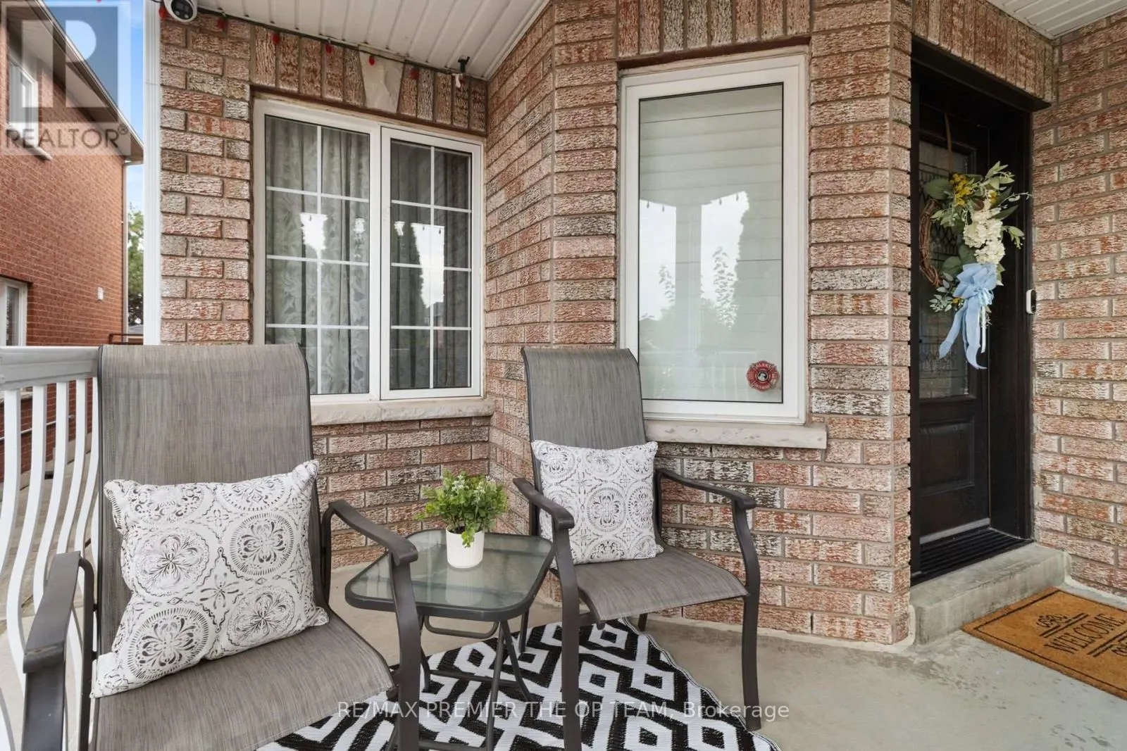 5 SOUTHBURY MANOR DRIVE