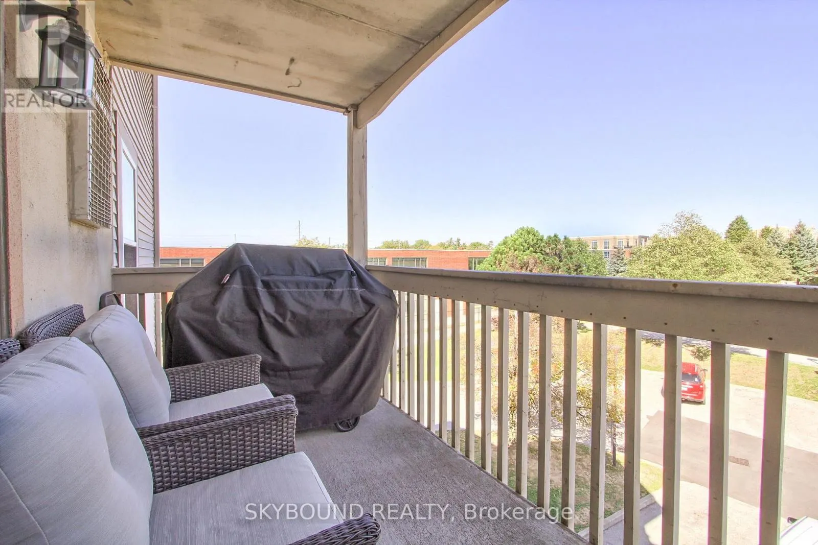 302 - 4003 KILMER DRIVE
