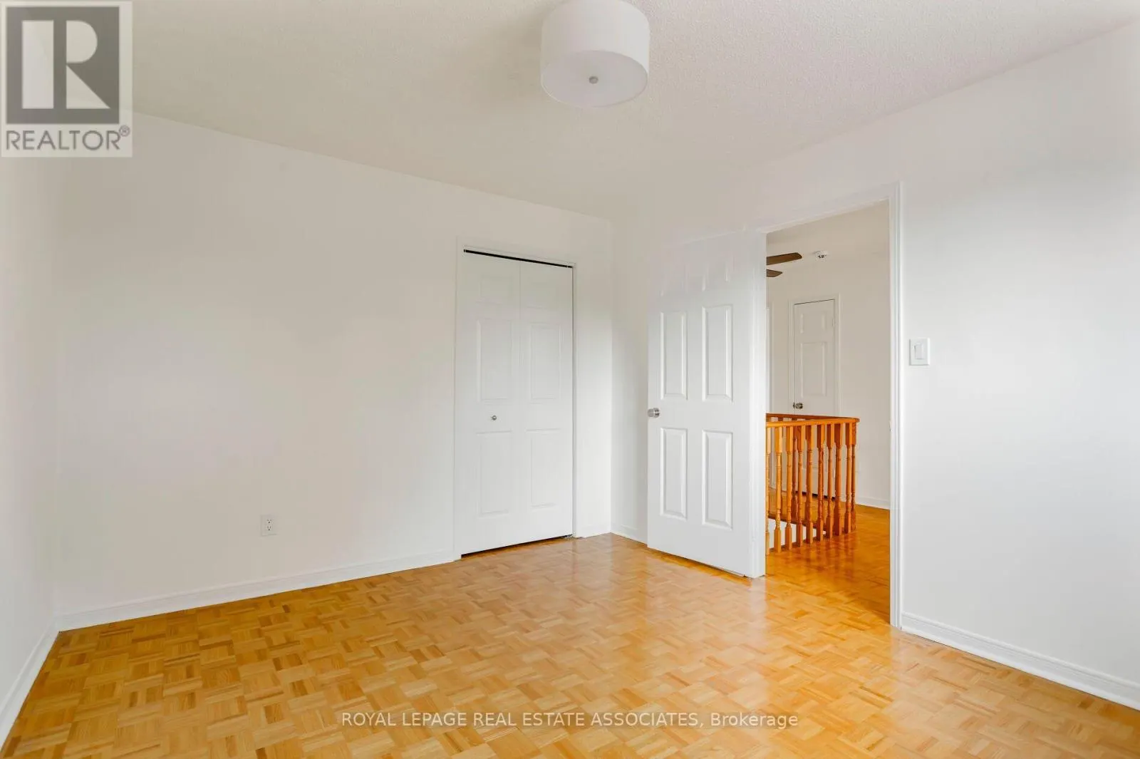1410 WAKEHURST CRESCENT