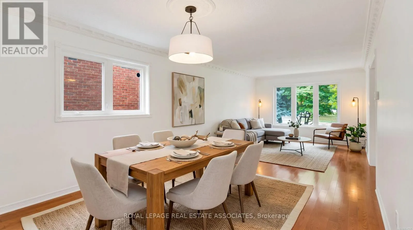 1410 WAKEHURST CRESCENT