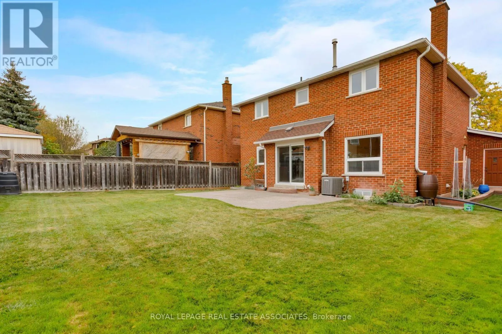 1410 WAKEHURST CRESCENT