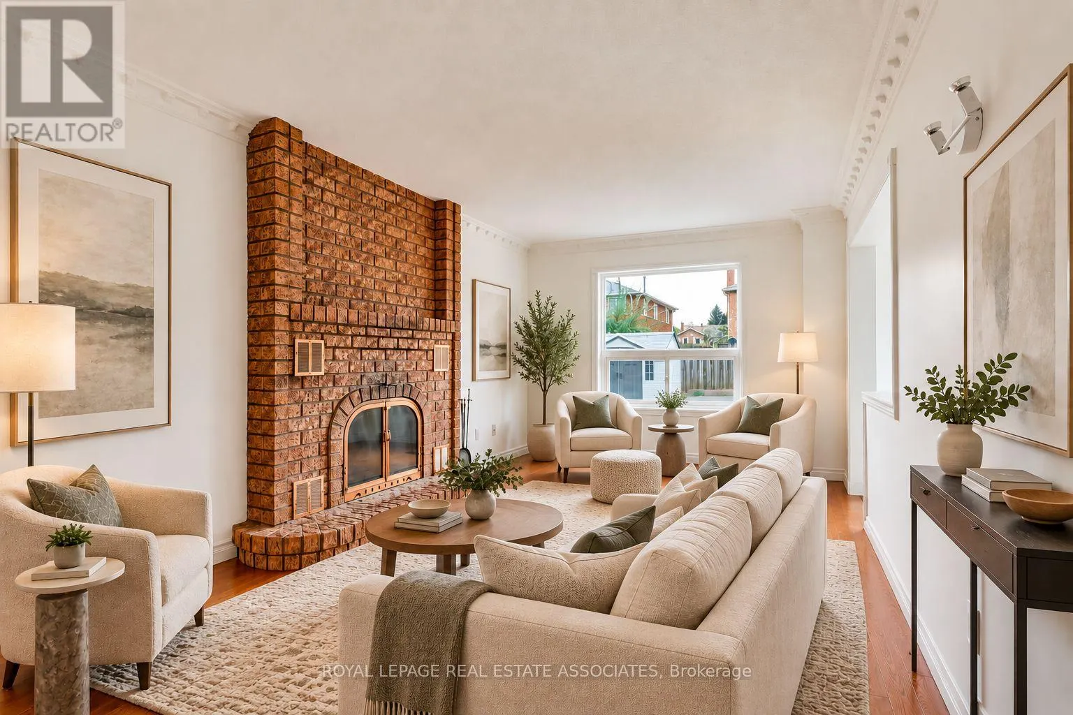 1410 WAKEHURST CRESCENT