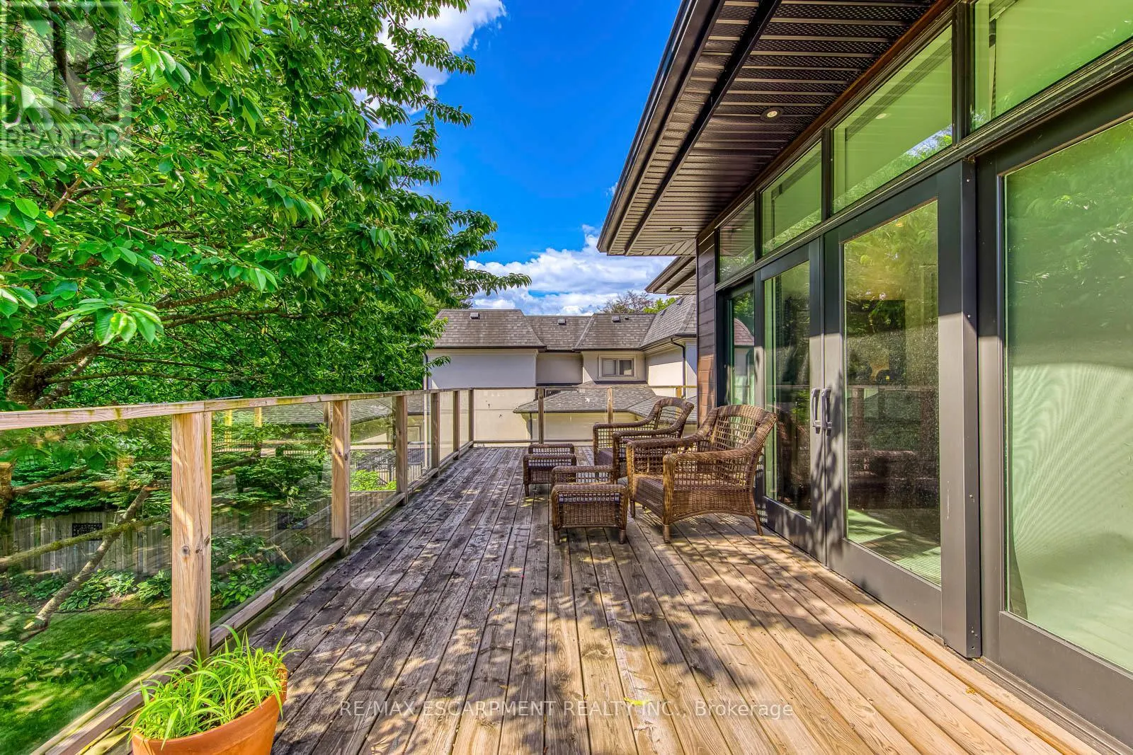 2104 DEVON ROAD