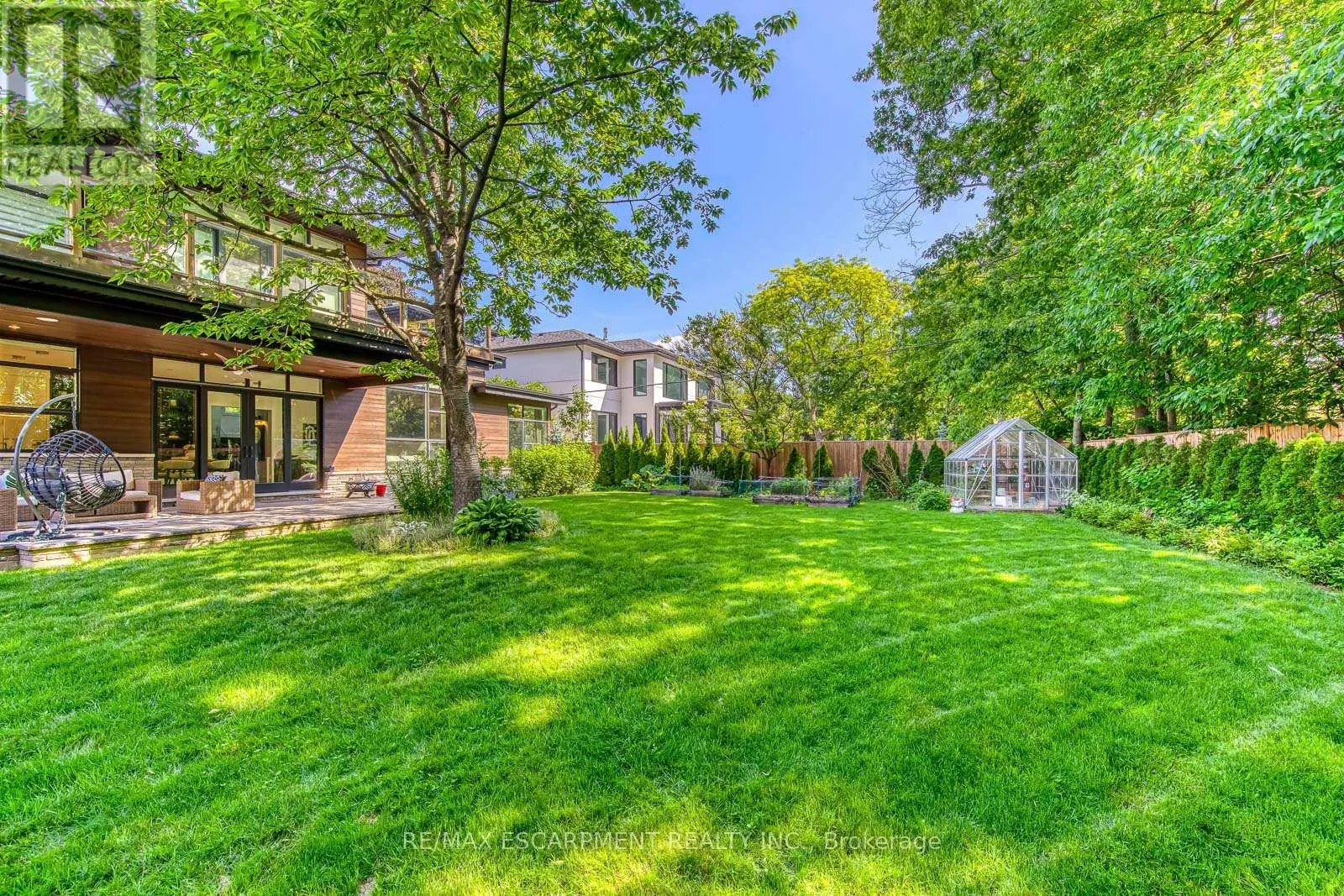 2104 DEVON ROAD