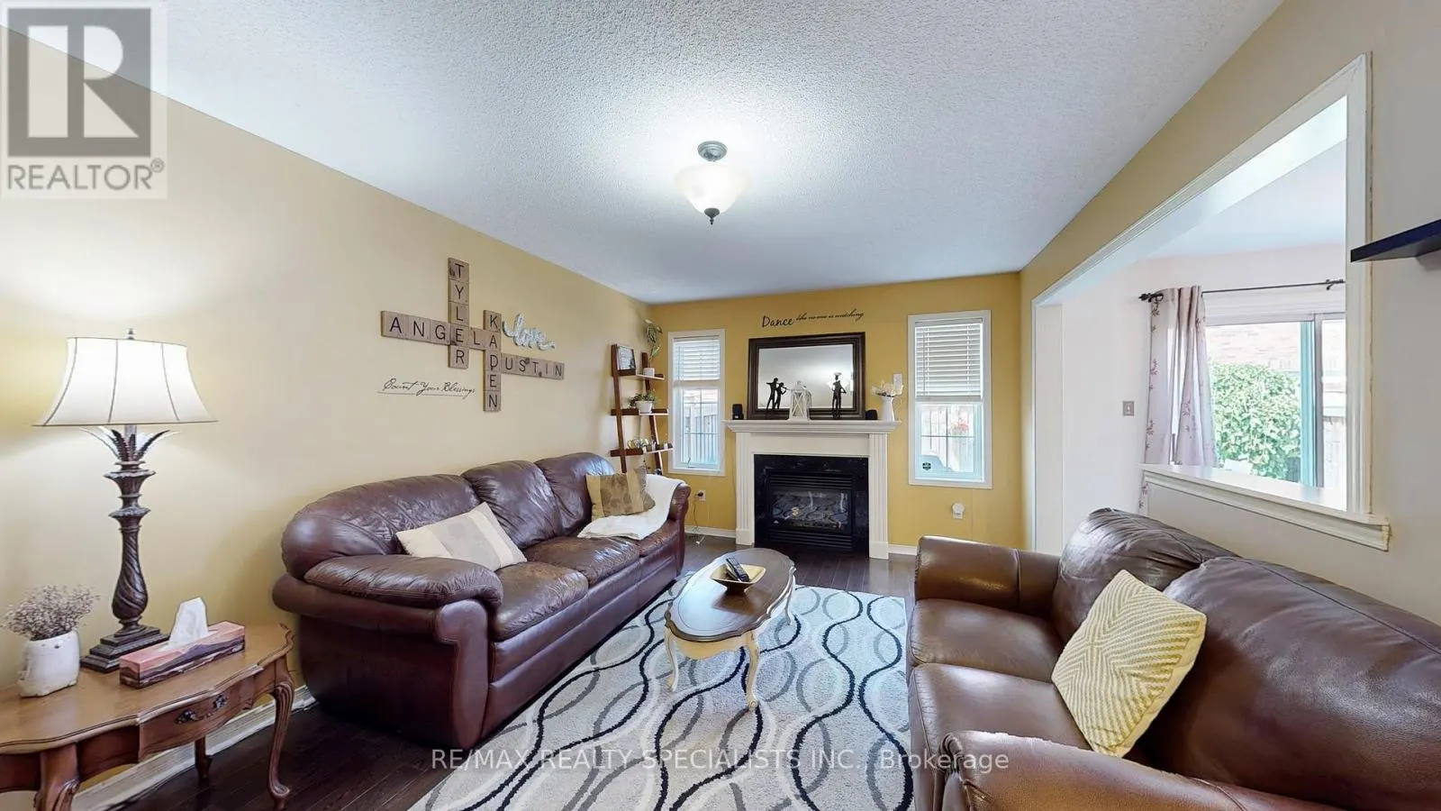 482 GRANT WAY