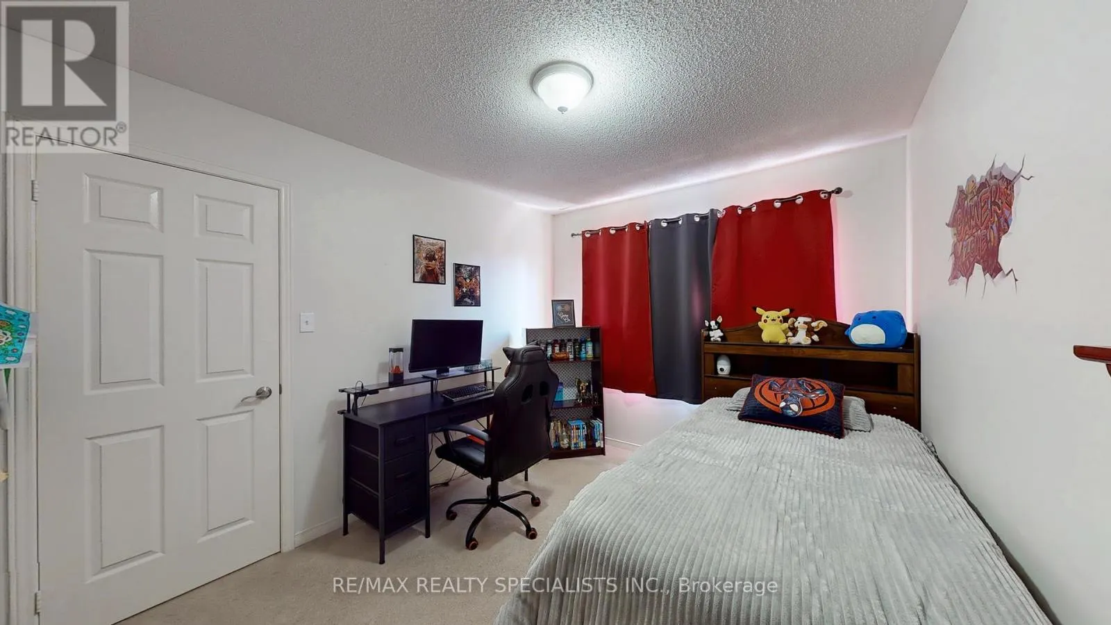 482 GRANT WAY