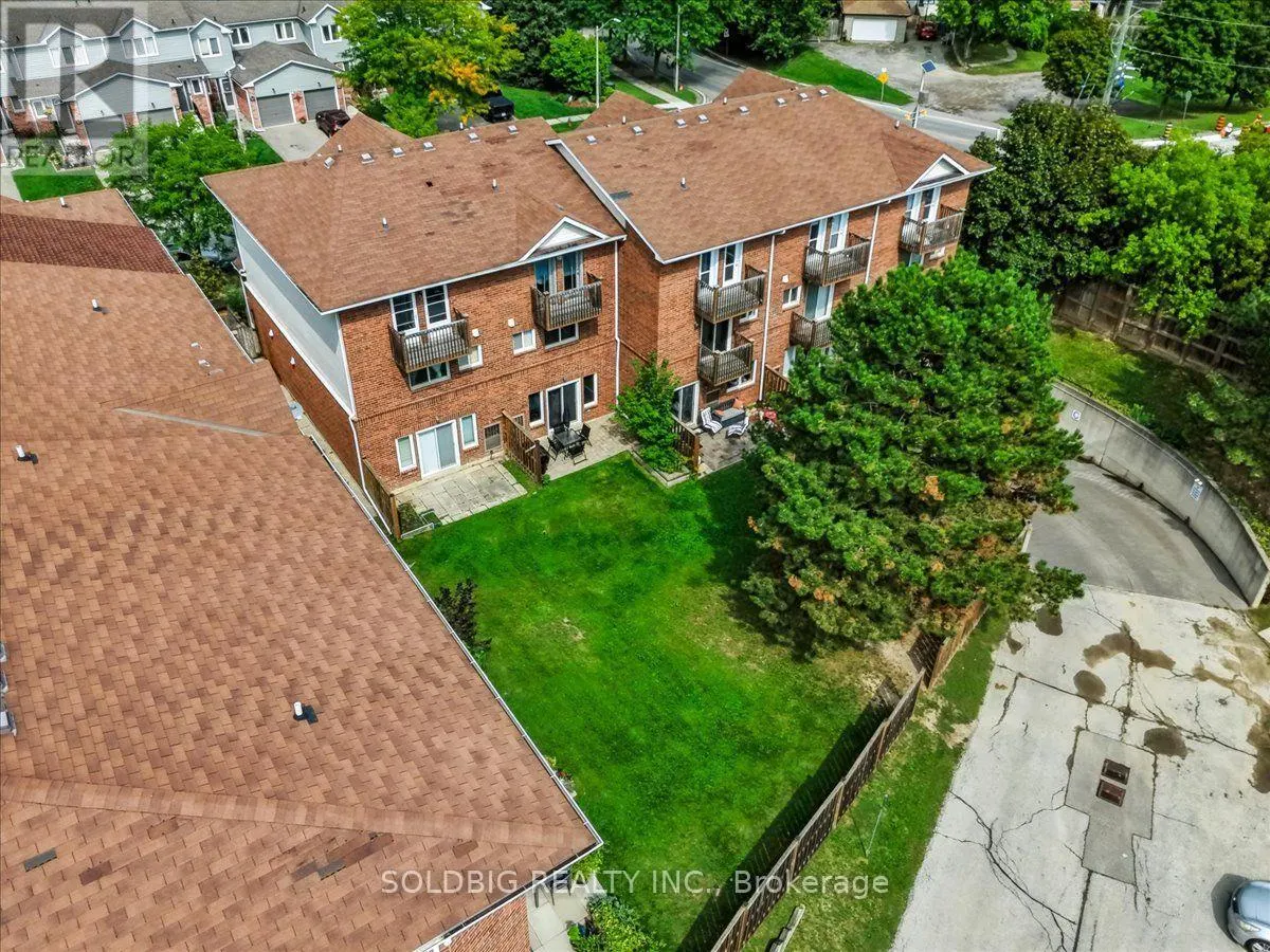 78 - 78 STEWART MACLAREN ROAD