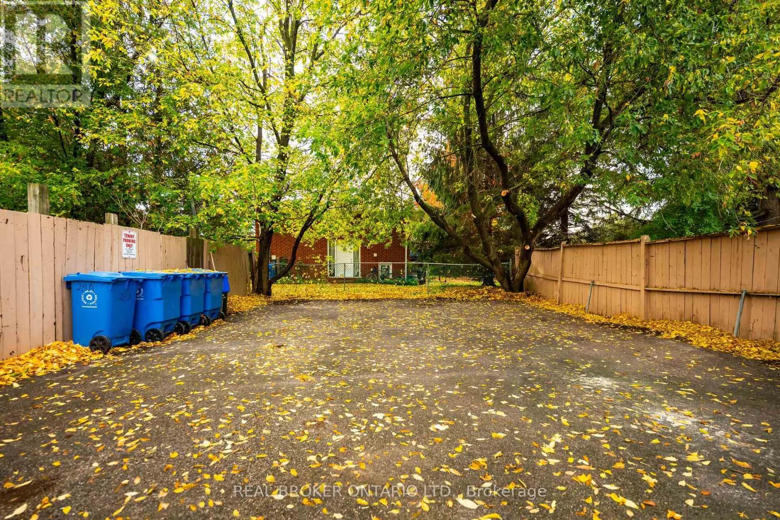 28 HILLSIDE DRIVE