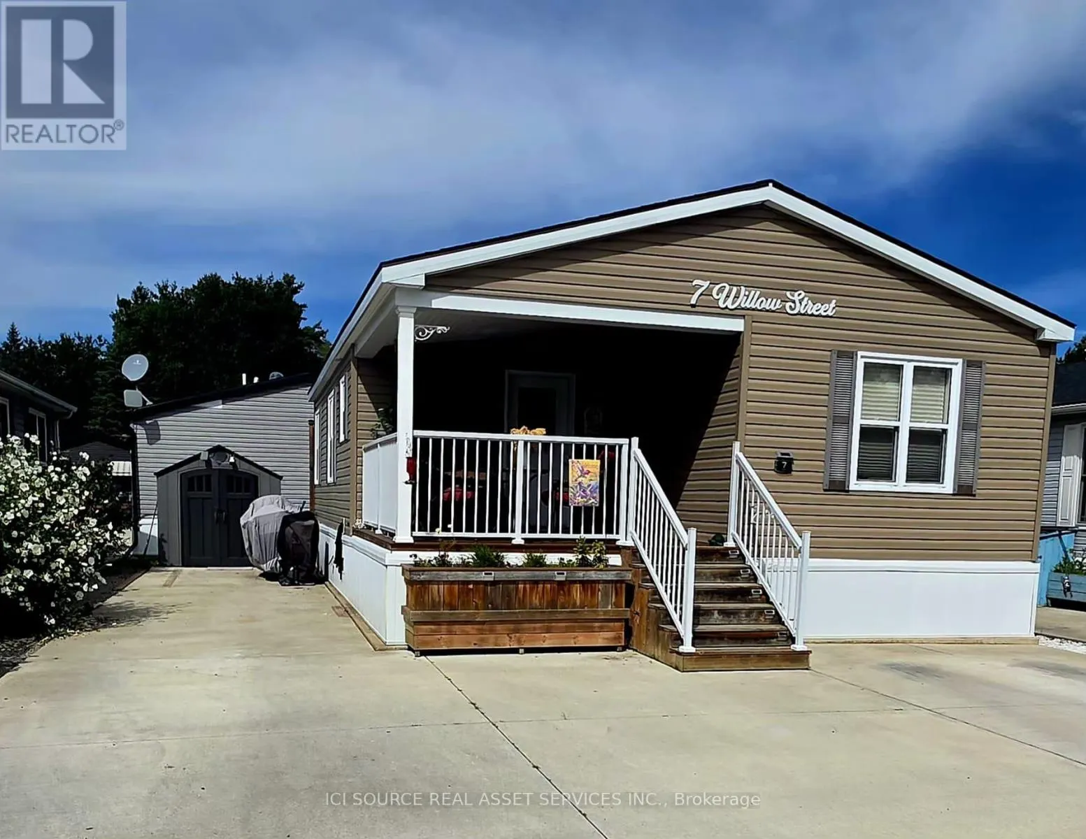 7 WILLOW - 4449 MILBUROUGH LINE