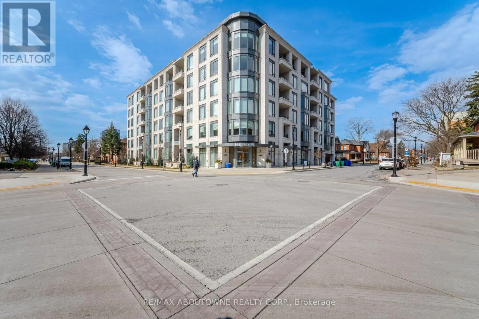 106 - 1441 ELGIN STREET