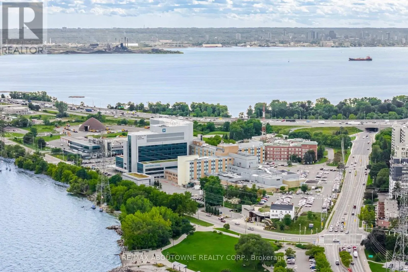 106 - 1441 ELGIN STREET