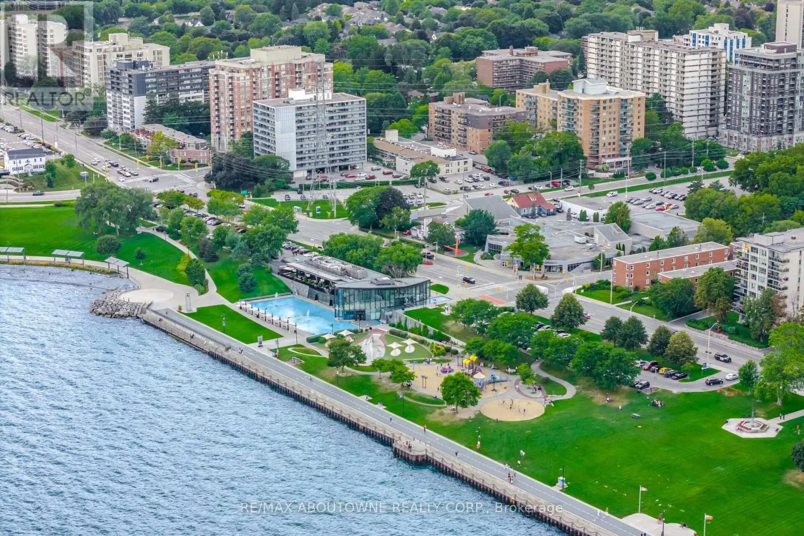 106 - 1441 ELGIN STREET