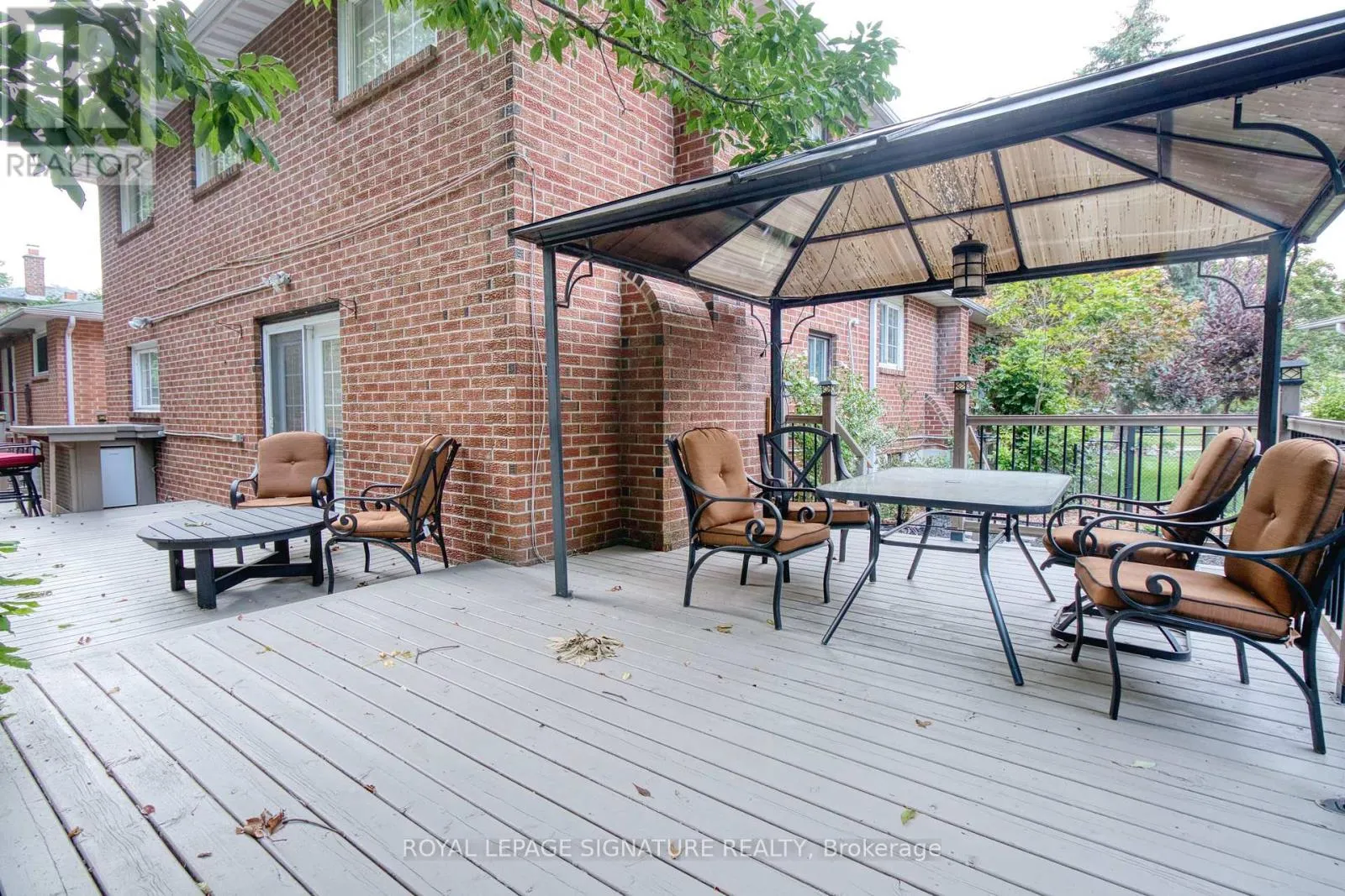 1414 HARMSWORTH SQUARE