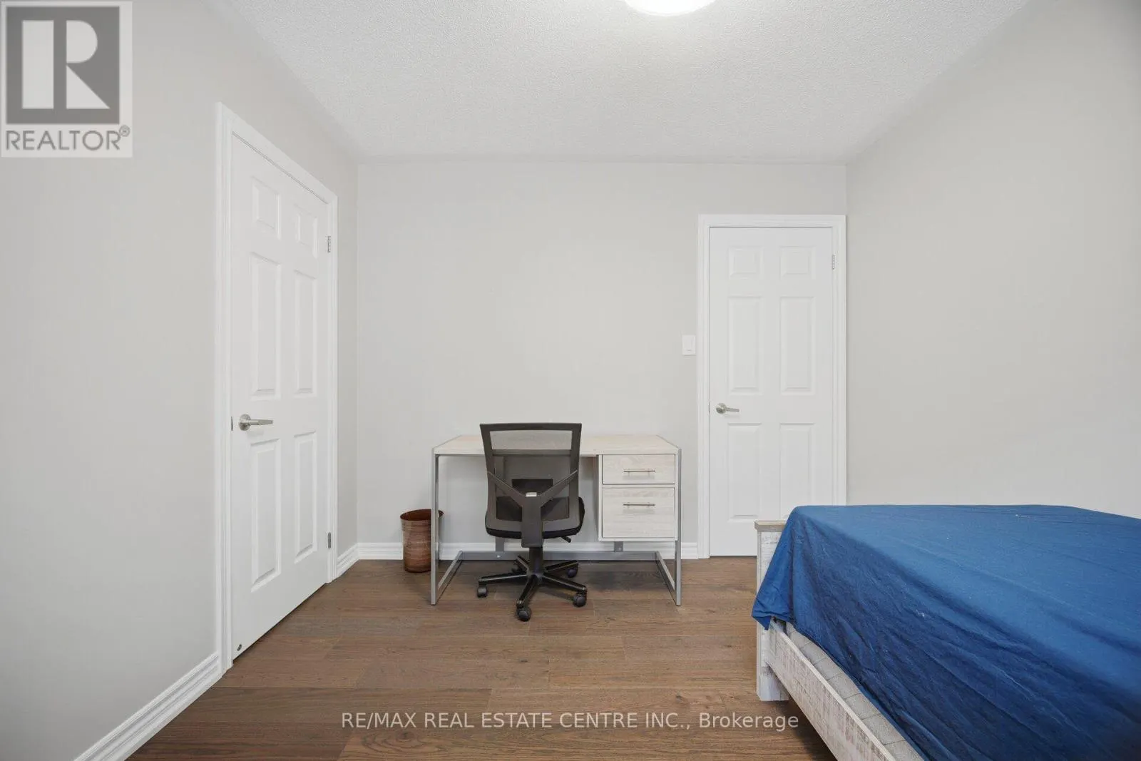 2425 QUETICO CRESCENT
