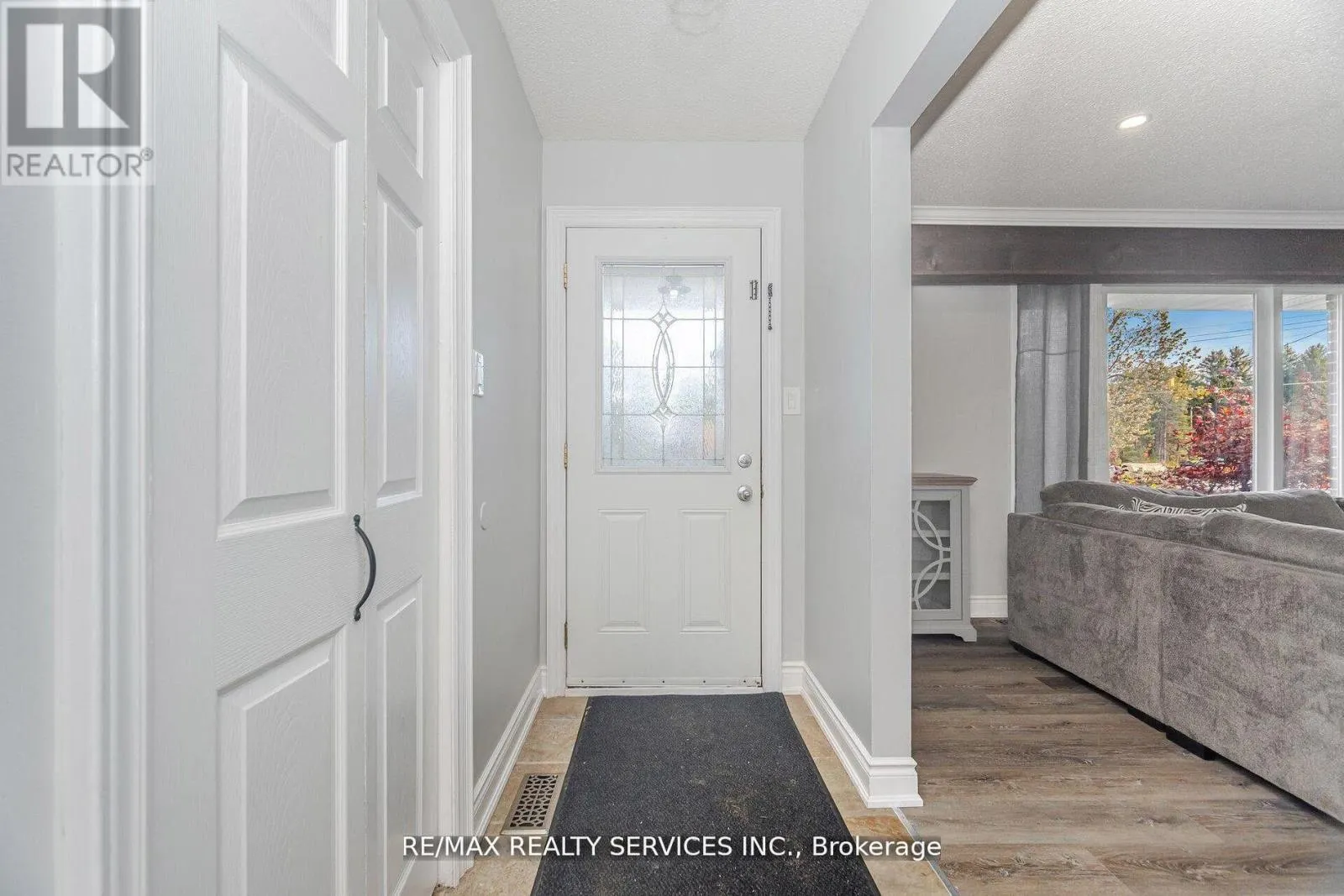 32 CALEDON STREET