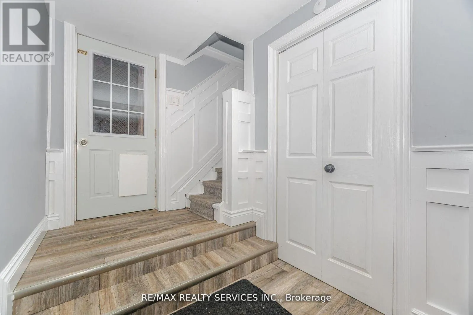 32 CALEDON STREET