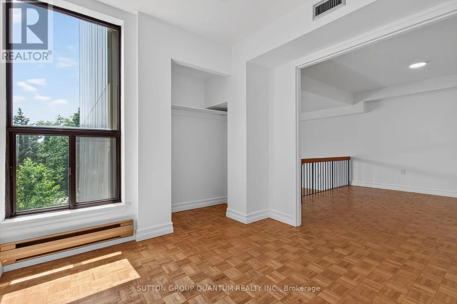 504 - 965 INVERHOUSE DRIVE