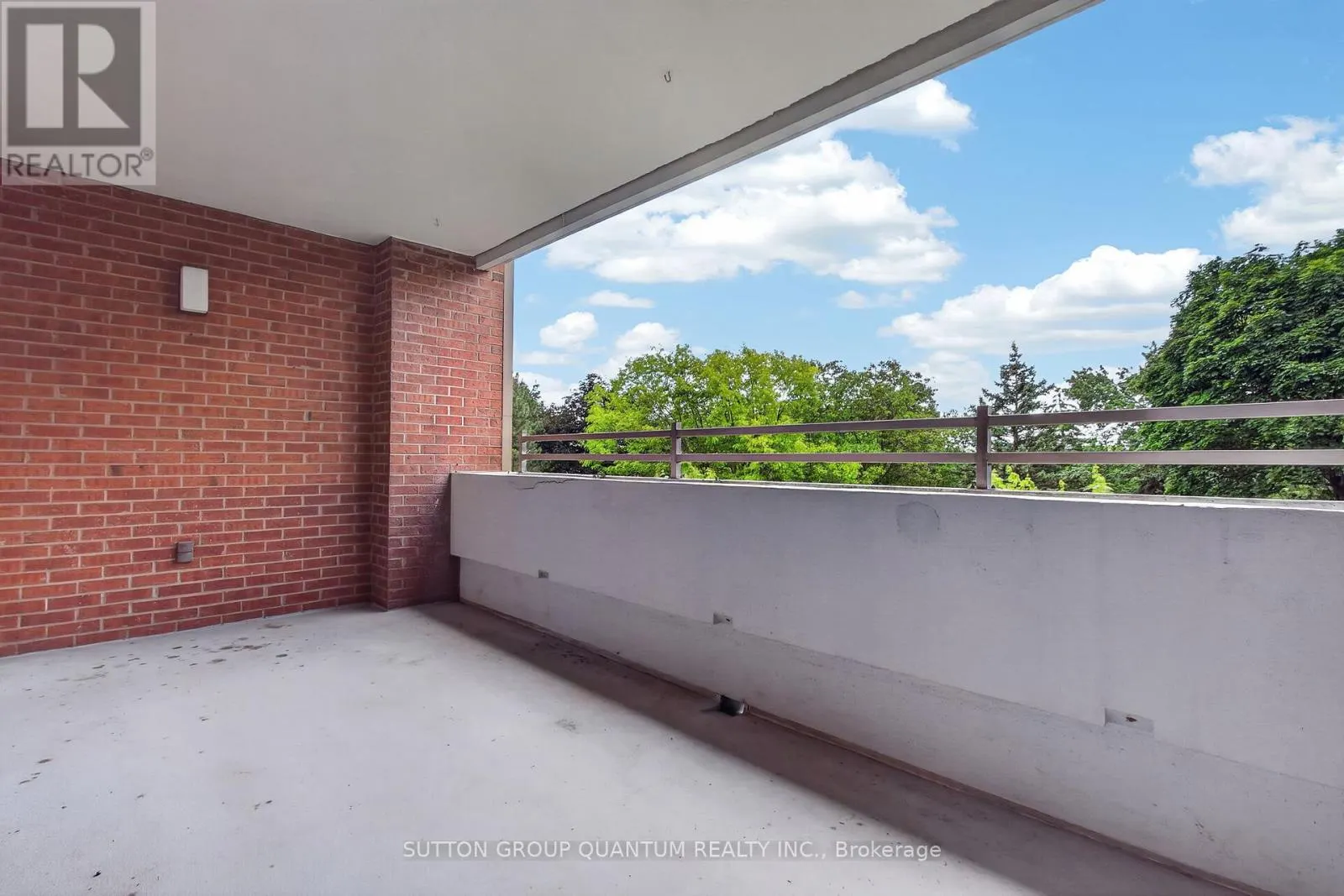 504 - 965 INVERHOUSE DRIVE