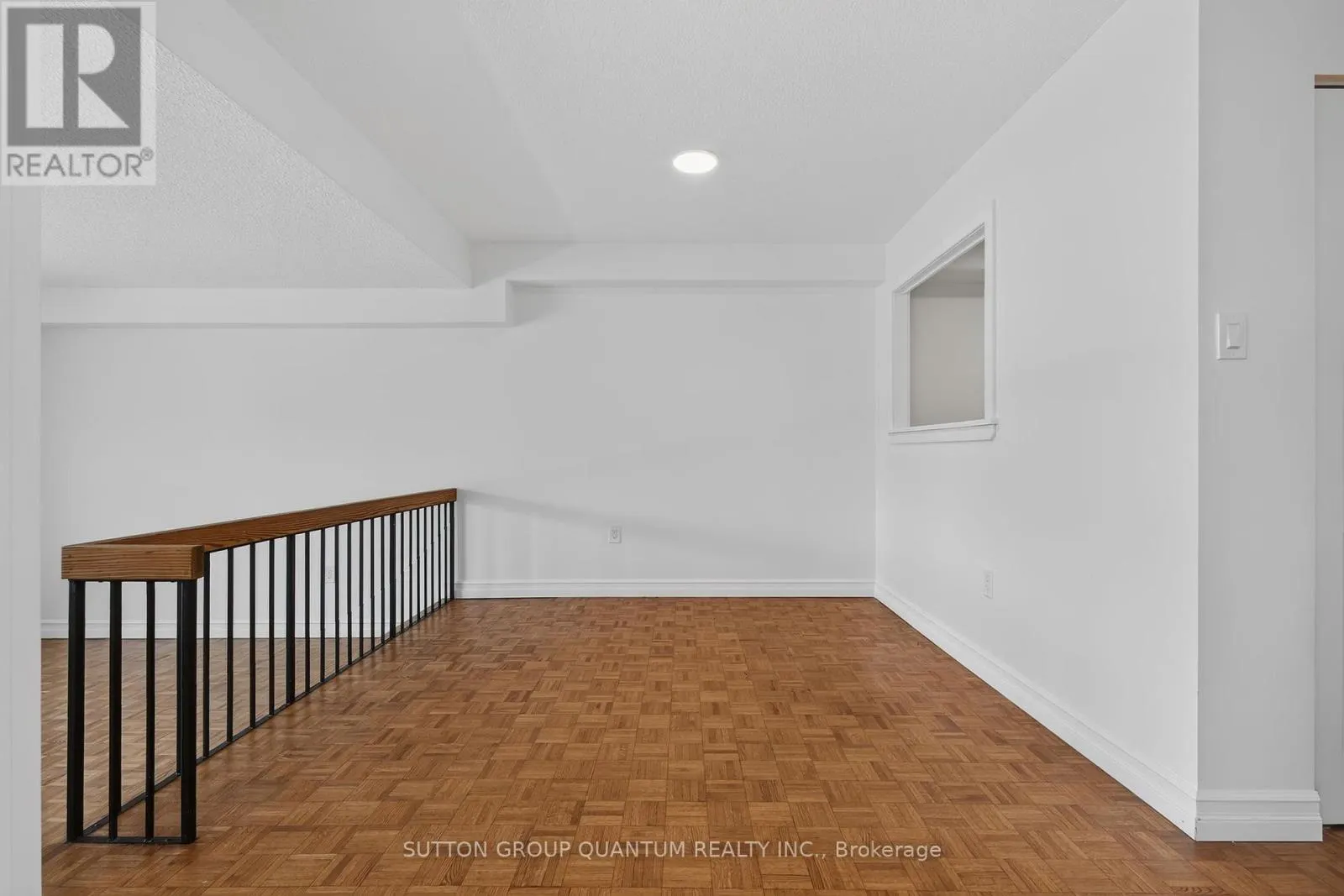 504 - 965 INVERHOUSE DRIVE