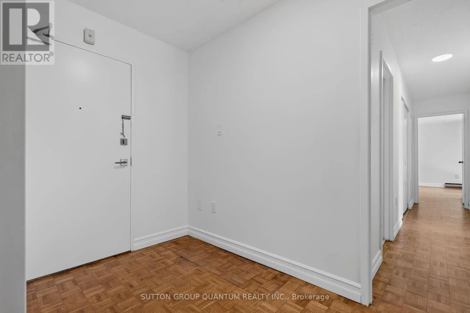 504 - 965 INVERHOUSE DRIVE