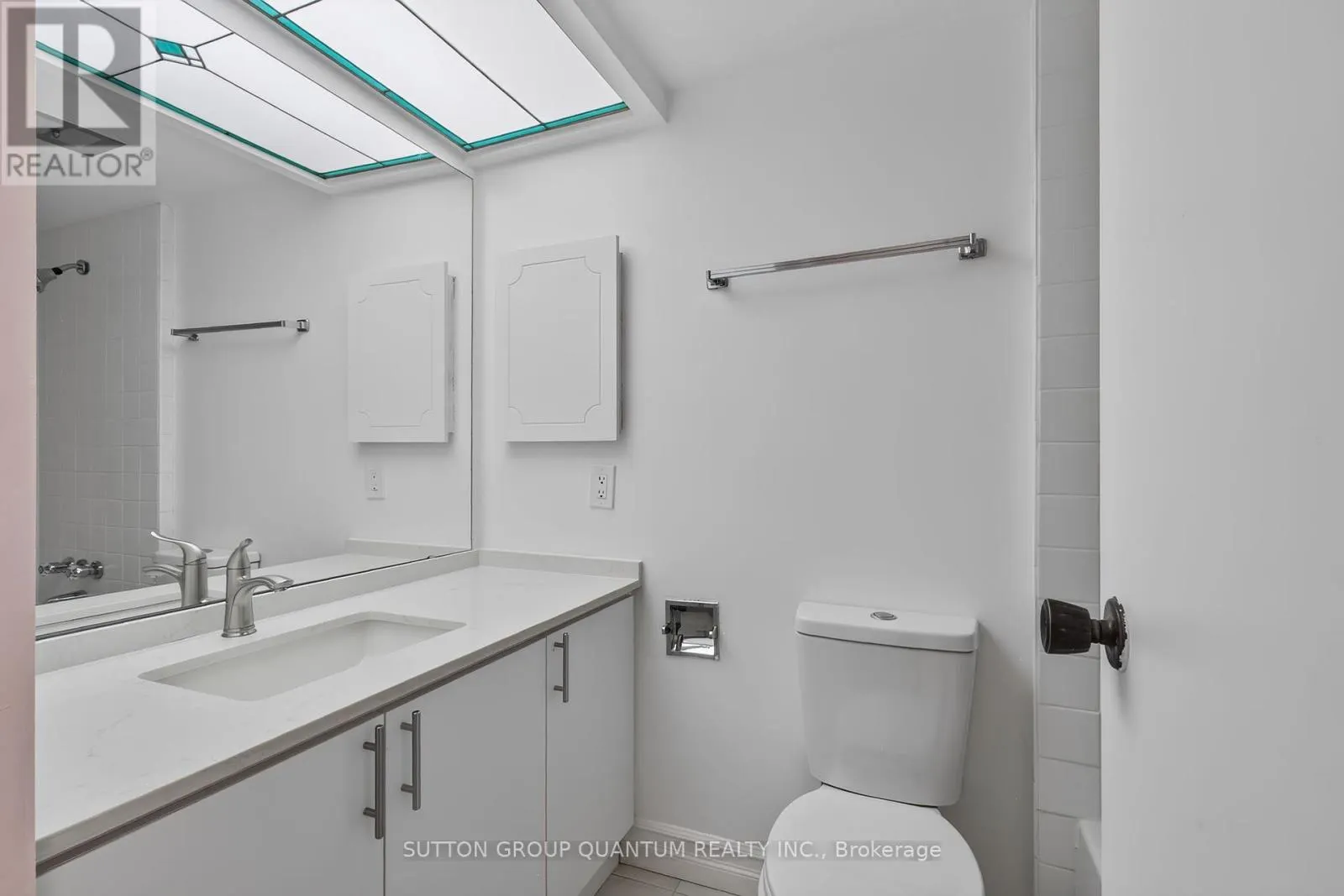 504 - 965 INVERHOUSE DRIVE