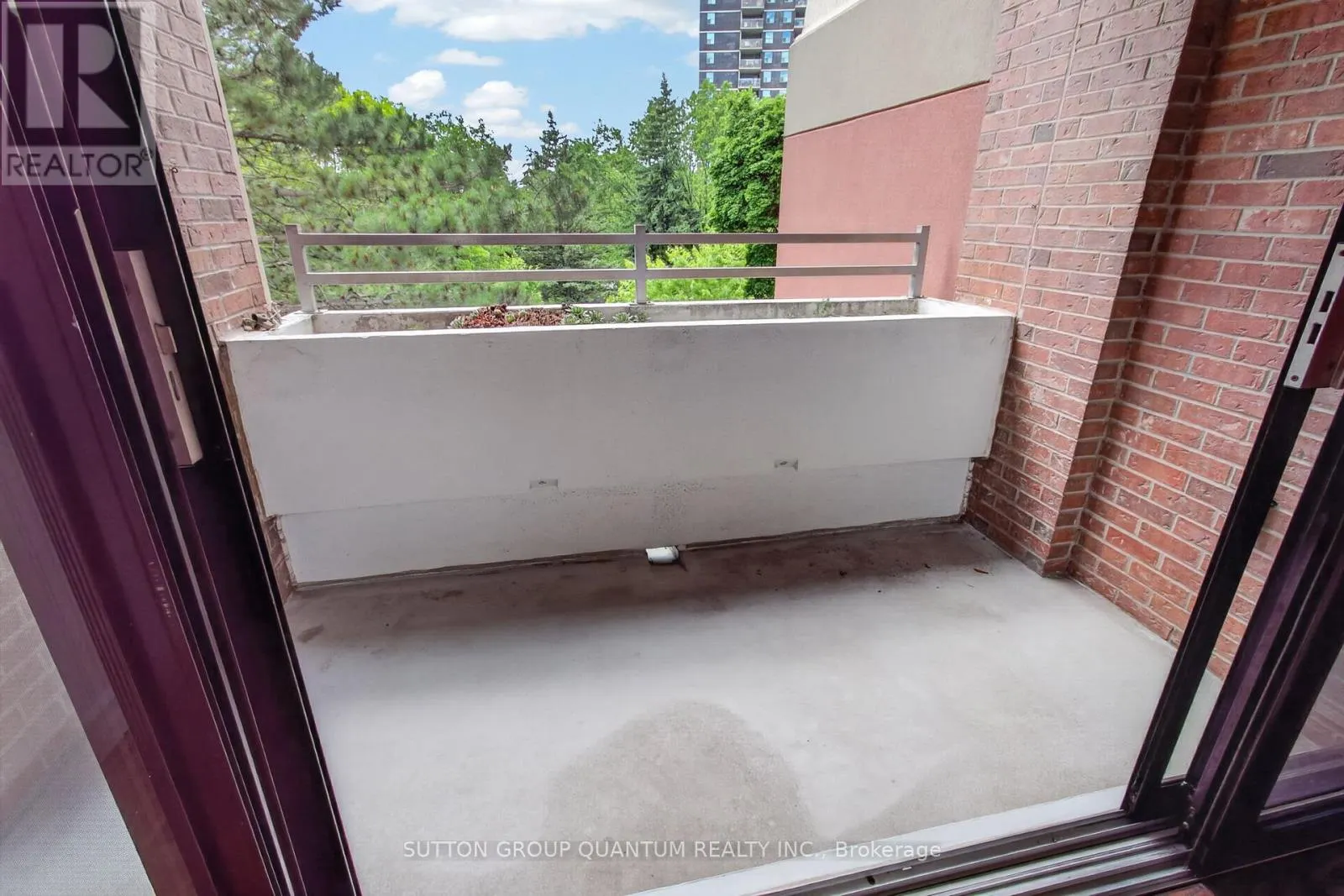504 - 965 INVERHOUSE DRIVE