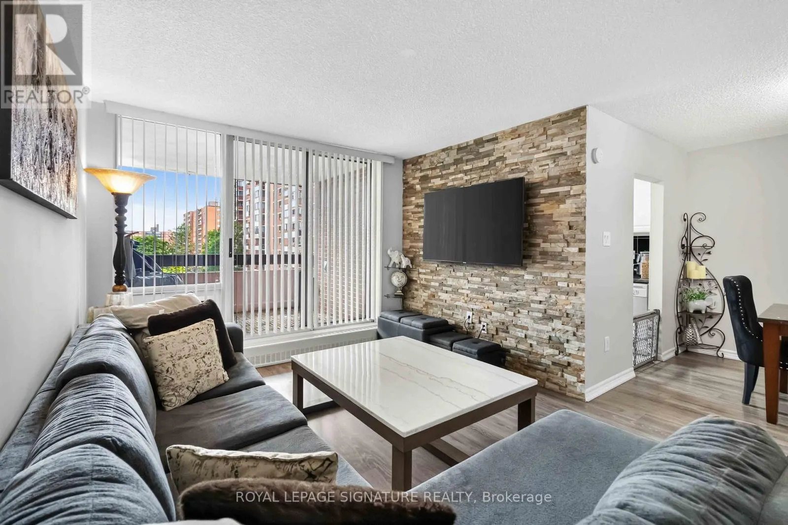 512 - 1615 BLOOR STREET