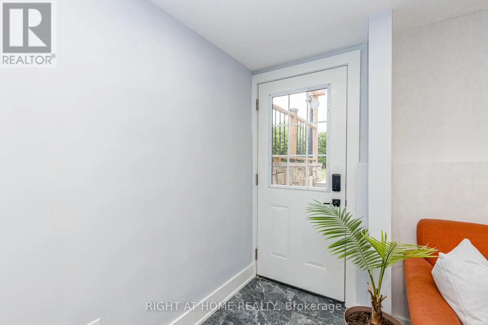 2358 ARNOLD CRESCENT