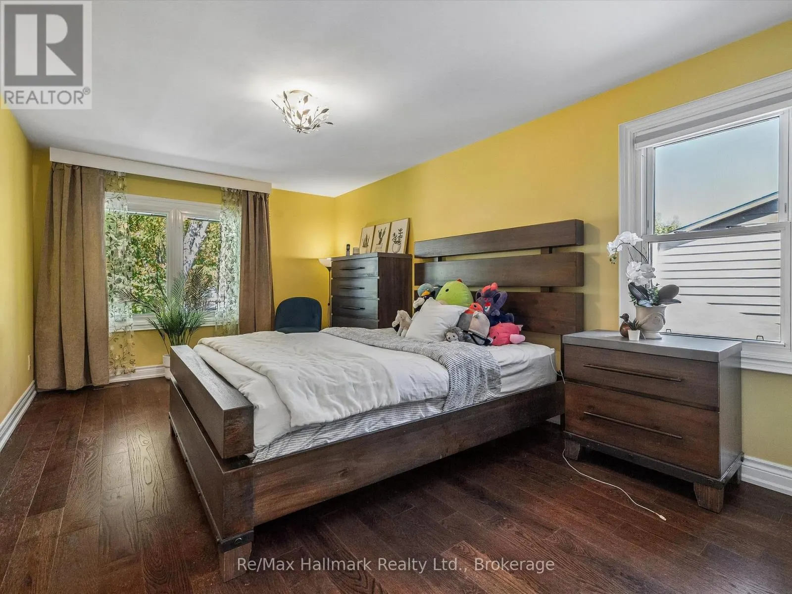 2194 CONSTANCE DRIVE