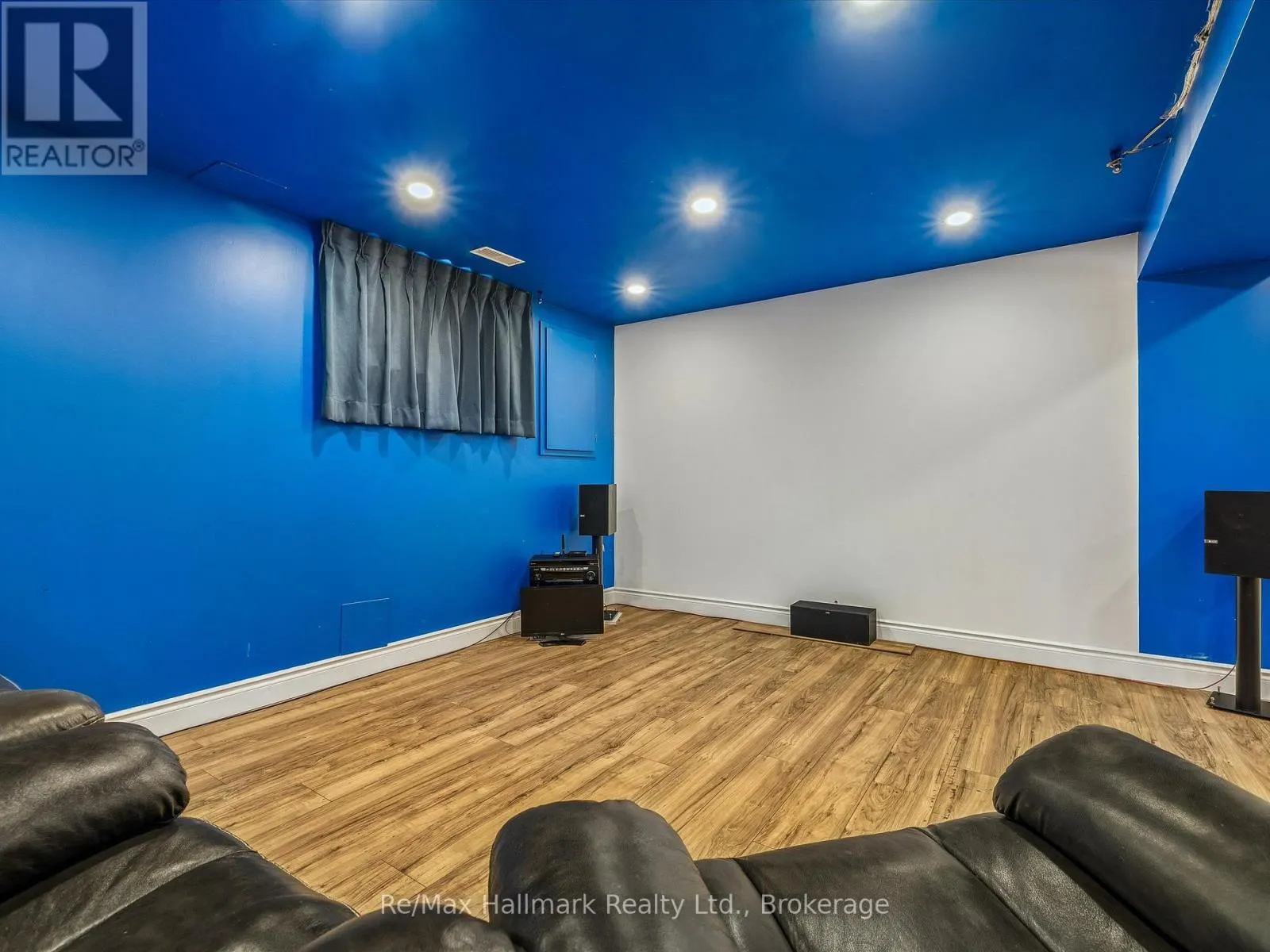 2194 CONSTANCE DRIVE