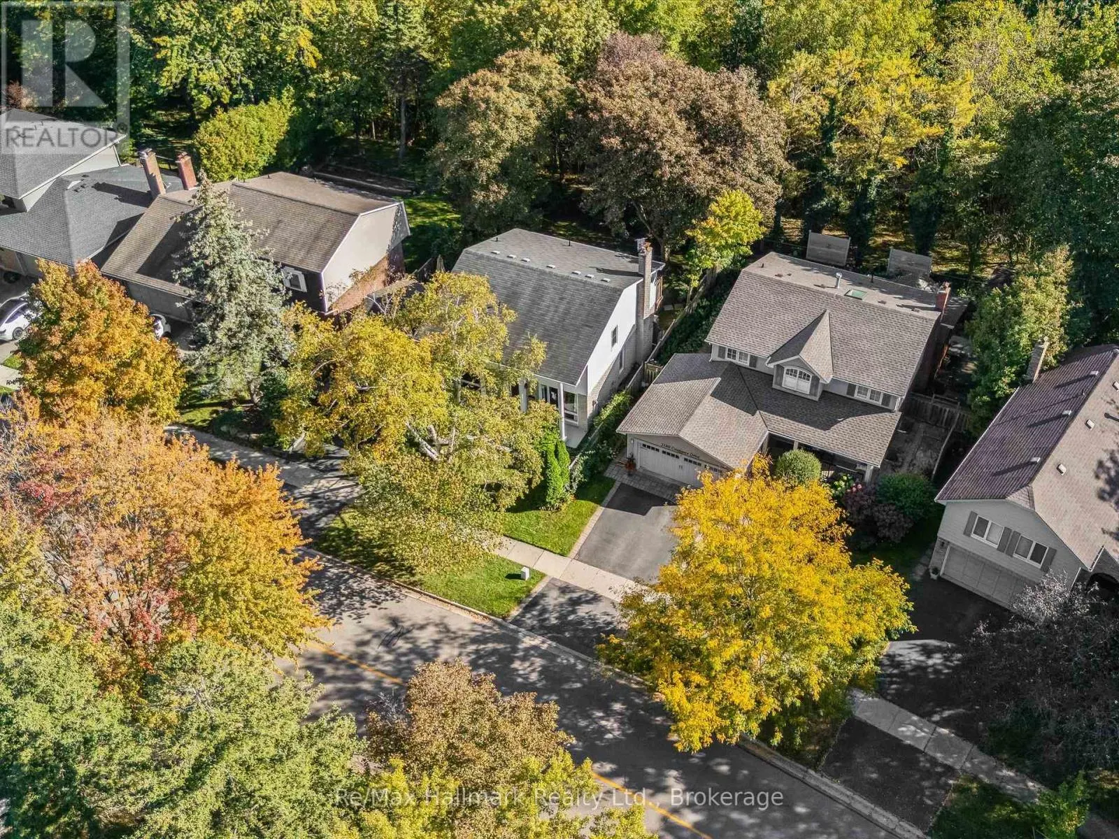 2194 CONSTANCE DRIVE