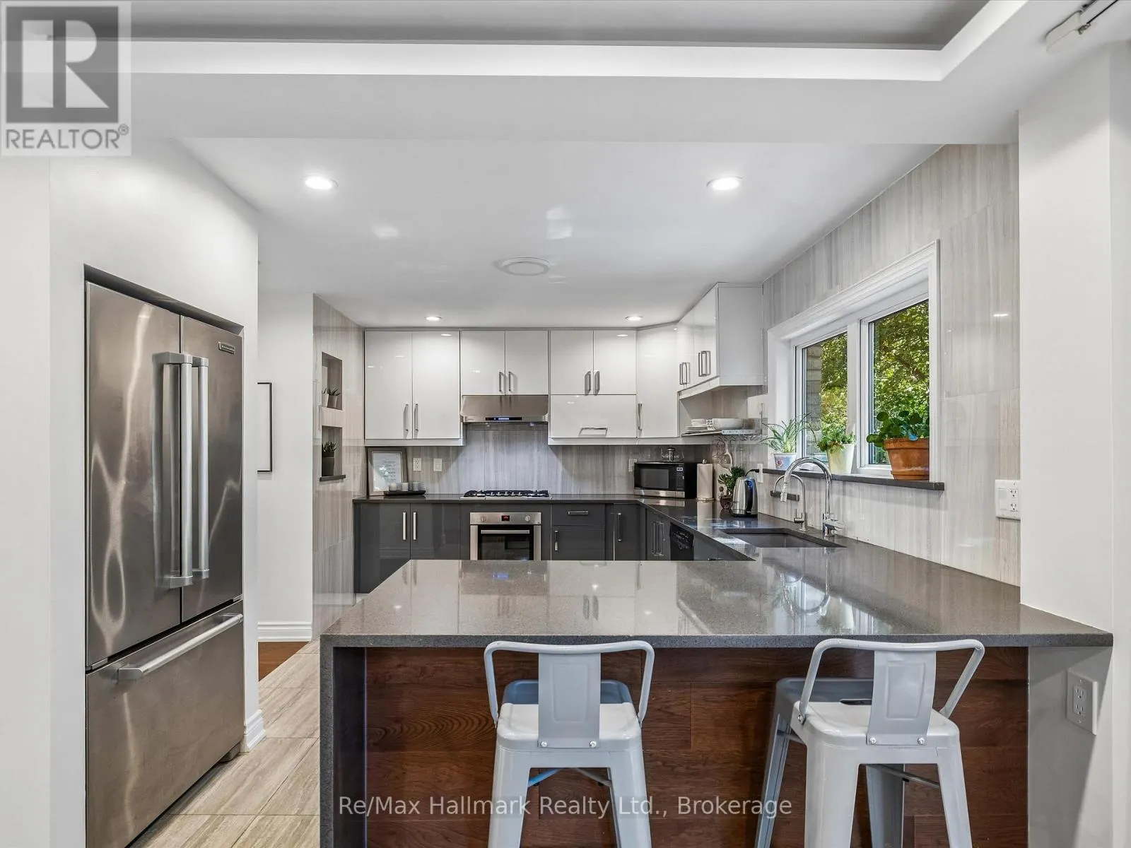 2194 CONSTANCE DRIVE