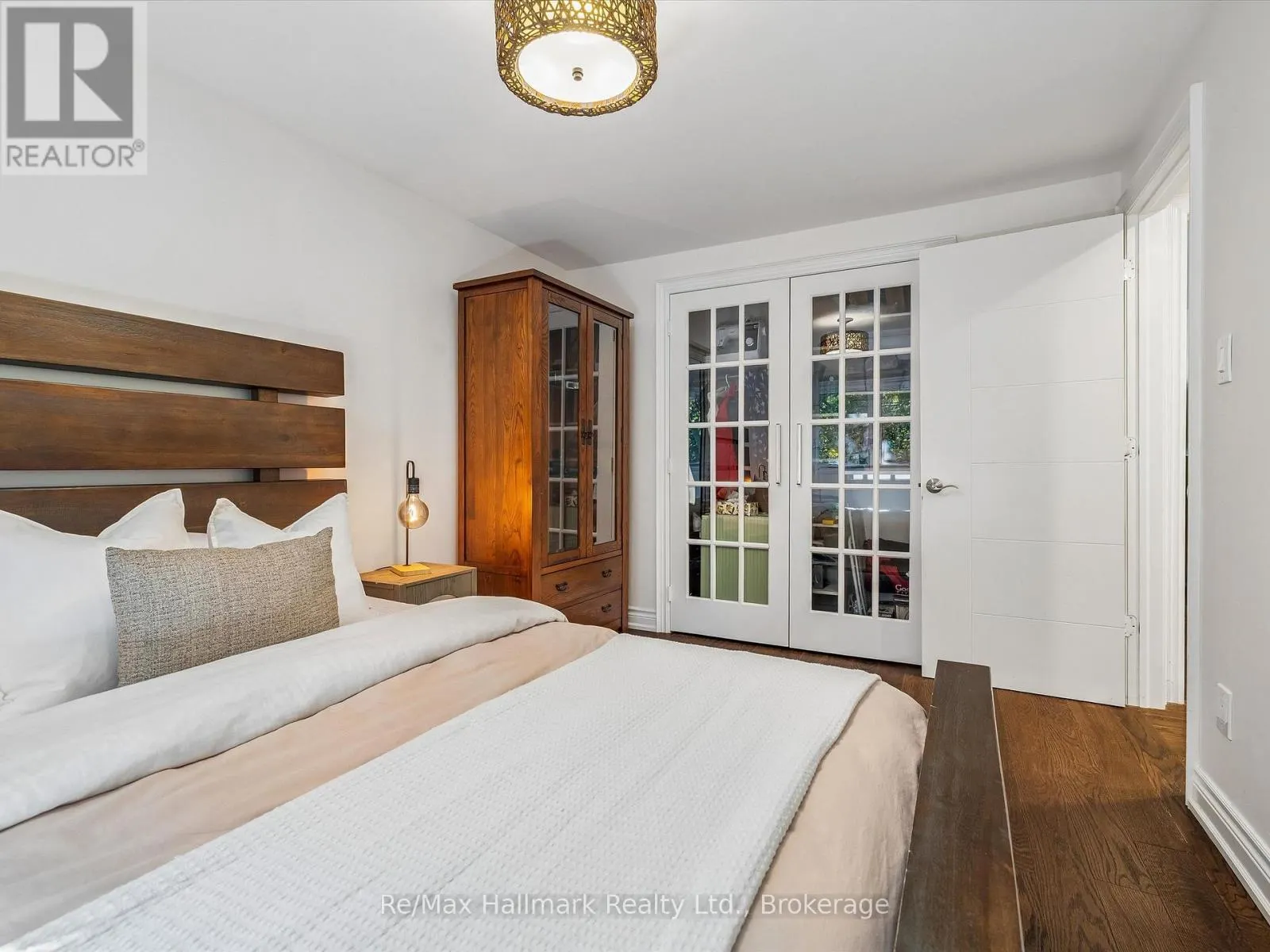 2194 CONSTANCE DRIVE