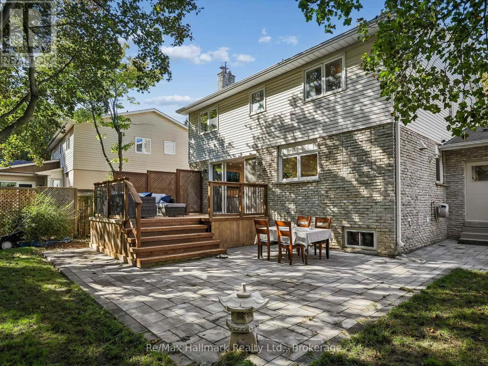 2194 CONSTANCE DRIVE