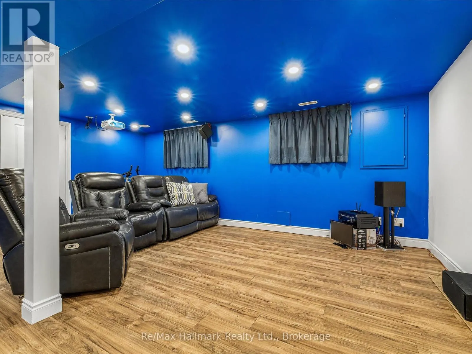 2194 CONSTANCE DRIVE