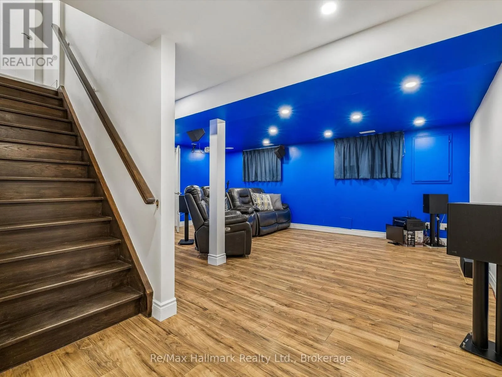 2194 CONSTANCE DRIVE
