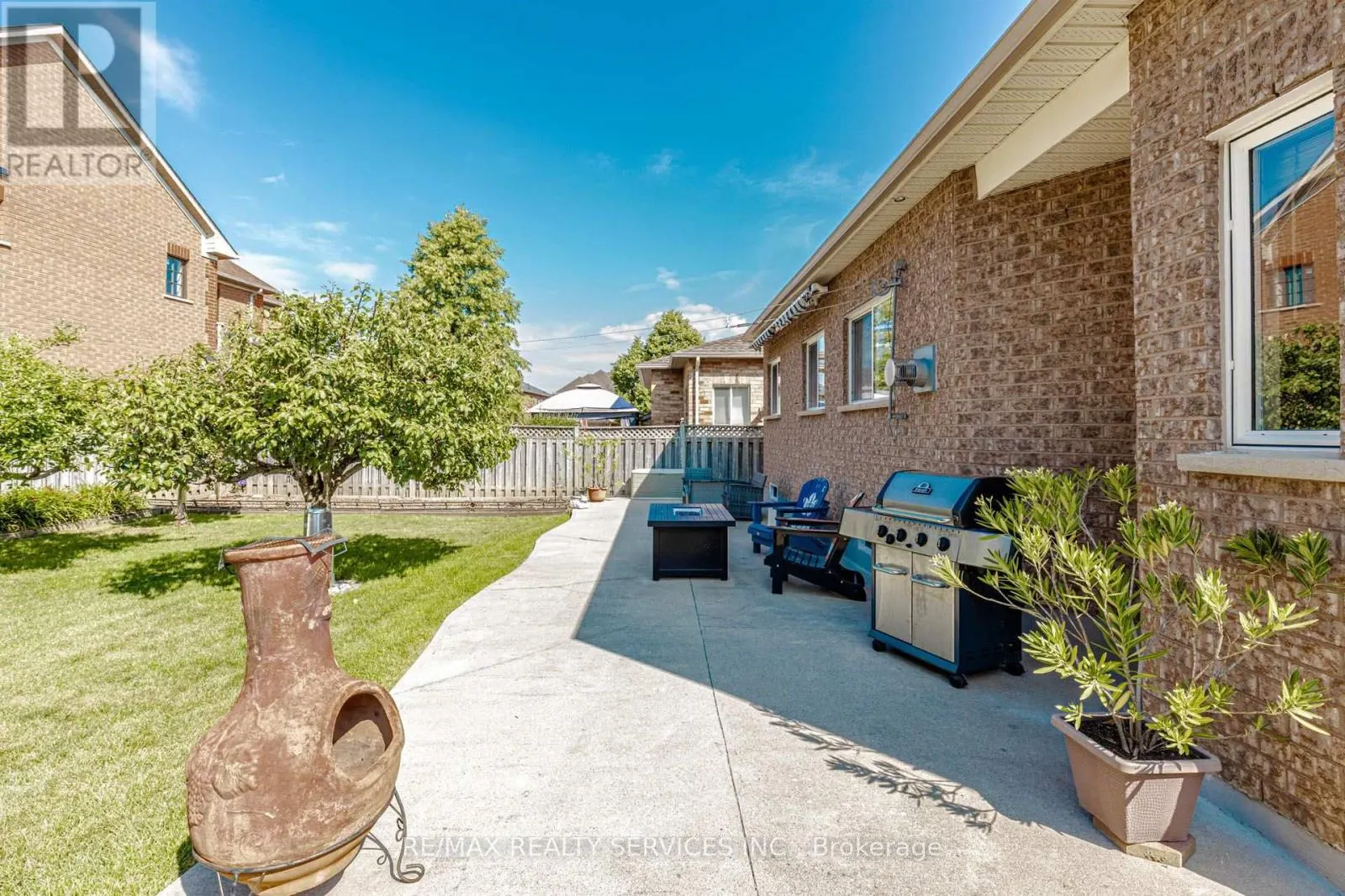 128 VALLEYWOOD BOULEVARD
