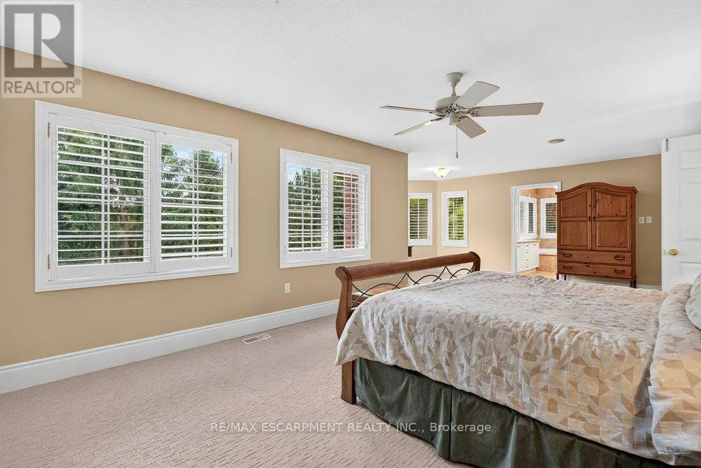 4278 CLUBVIEW DRIVE