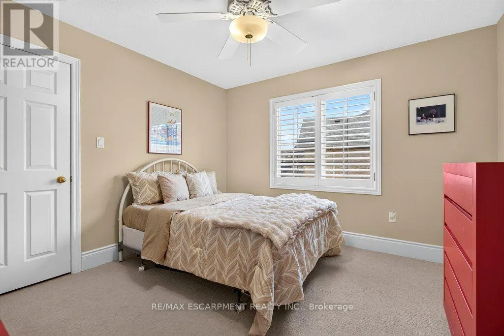 4278 CLUBVIEW DRIVE