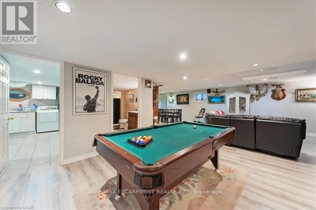 52 MISTYCREEK CRESCENT